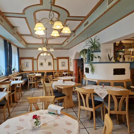 Landgasthof Rose Kro 2*